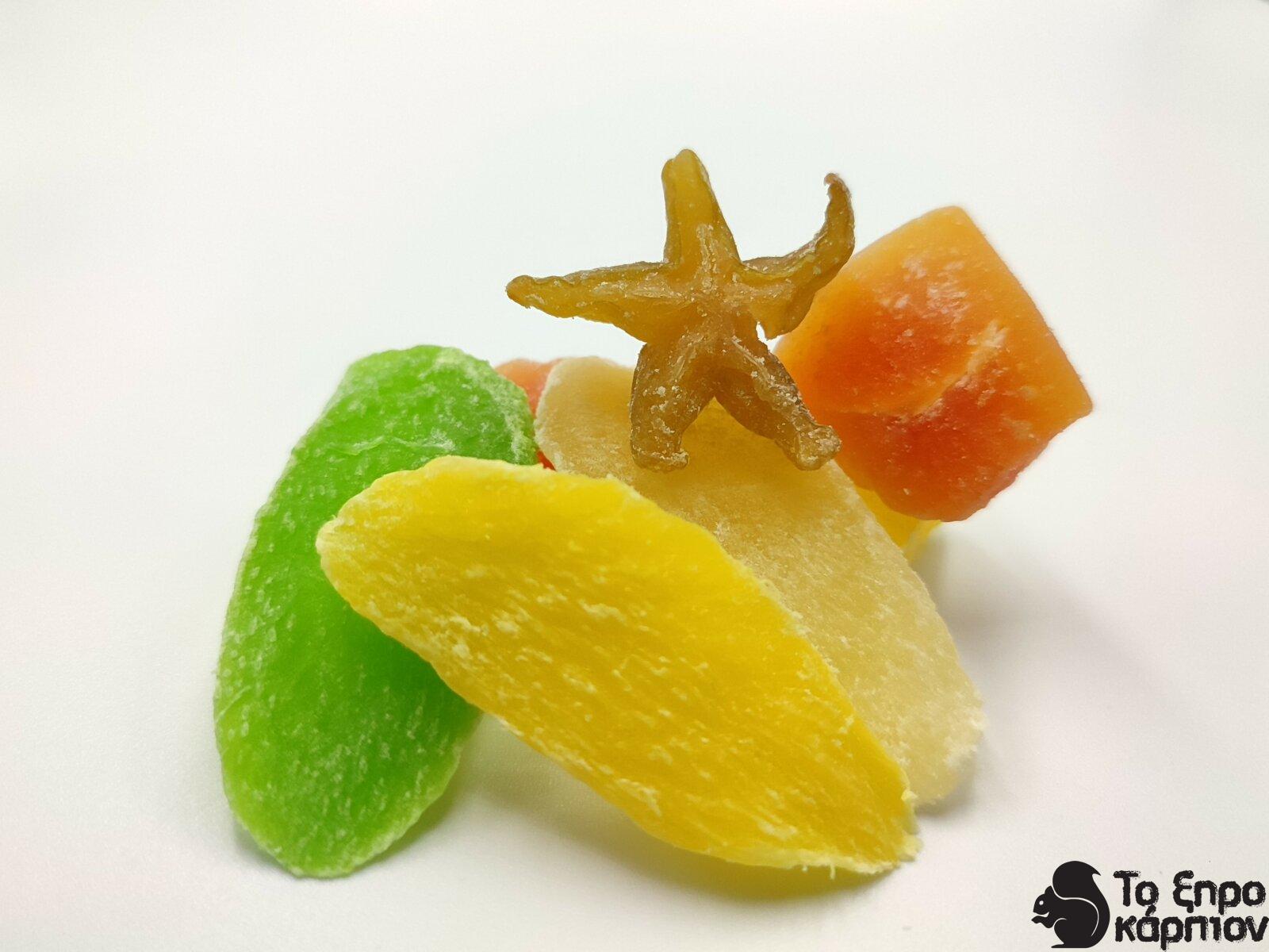 Κοκτέιλ αποξηραμένων φρούτων σε λεπτές φέτες Κοκτέιλ αποξηραμένων φρούτων σε λεπτές φέτες