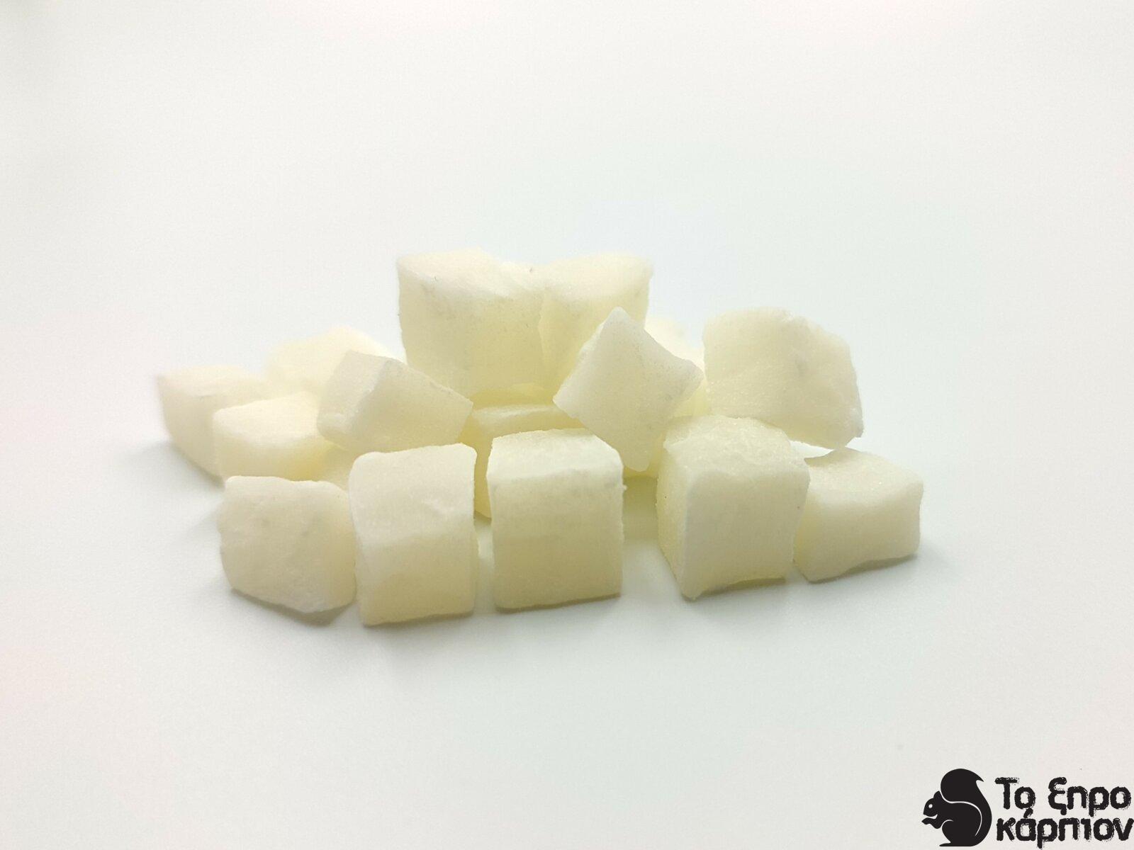 Καρύδα αποξηραμένη σε κύβους χωρίς ζάχαρη Καρύδα αποξηραμένη σε κύβους χωρίς ζάχαρη